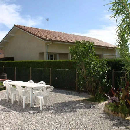 Dom wakacyjny Maison Avec 3 Chambres A 10 Min De Plage